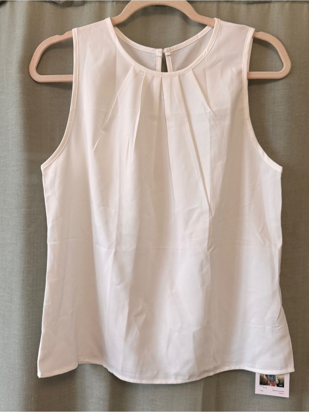 Women's White Sleeveless Pleat Front Shell Top
